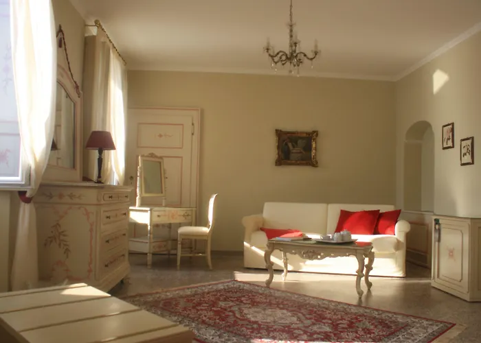 拉蜜拉贝乐别墅酒店 3*