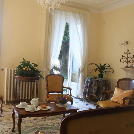 Hotell La Mirabella 3*