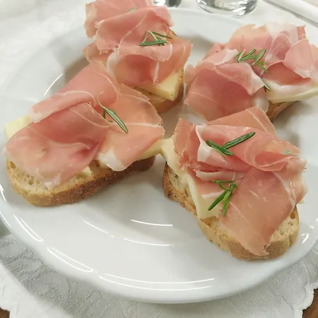 ホテル La Mirabella Cadenabbia